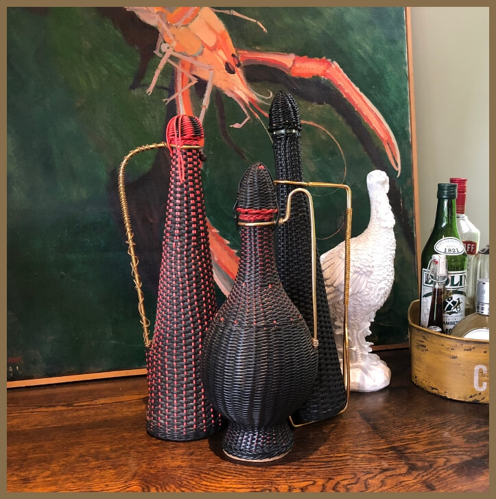Scoubidou in the farmhouse kitchen